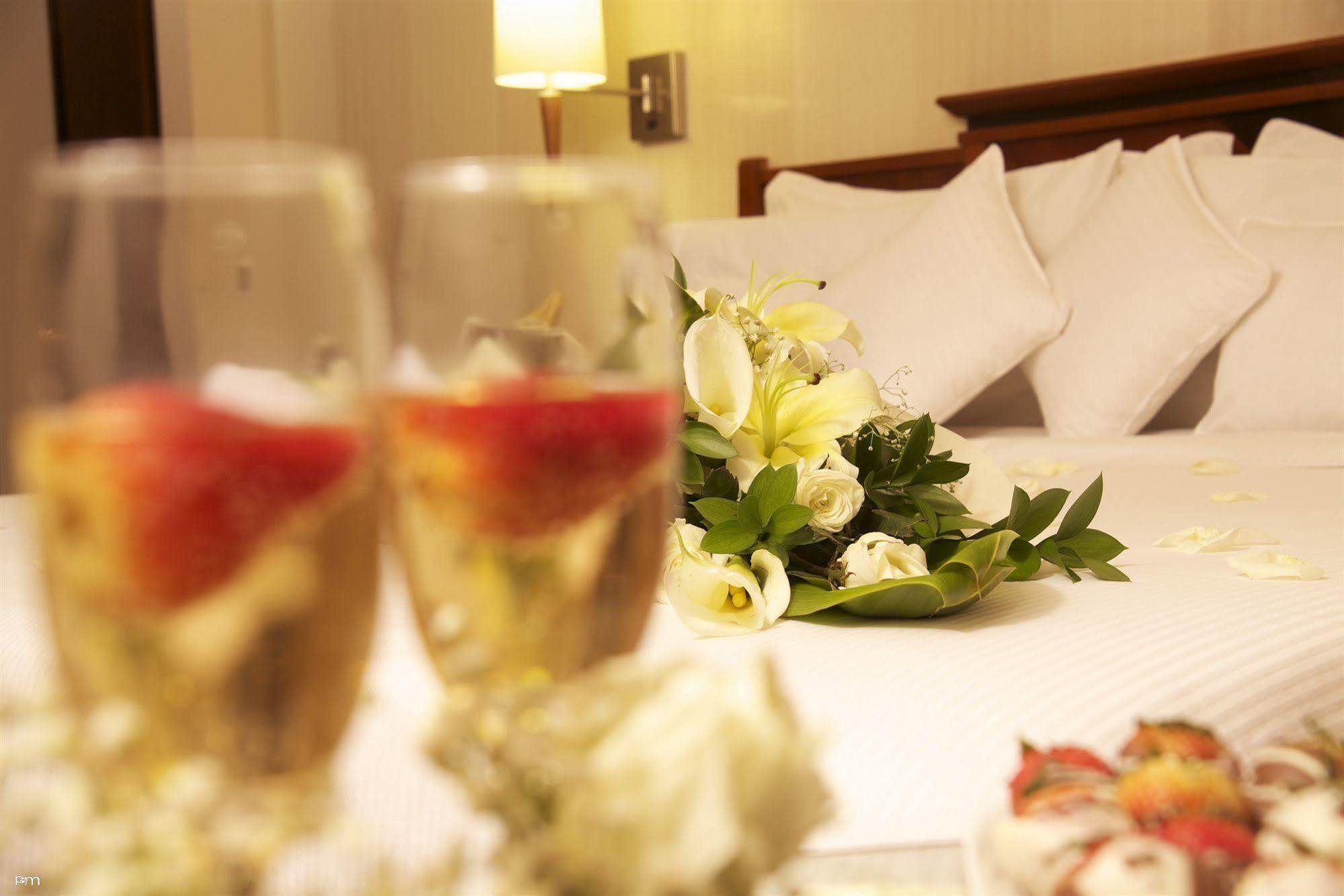 Hotel Ghl Abadia Plaza 4*