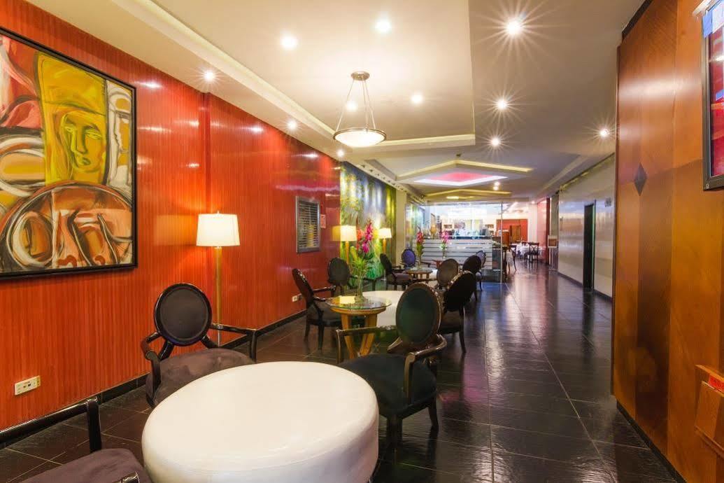 Hotel Ghl Abadia Plaza 4*